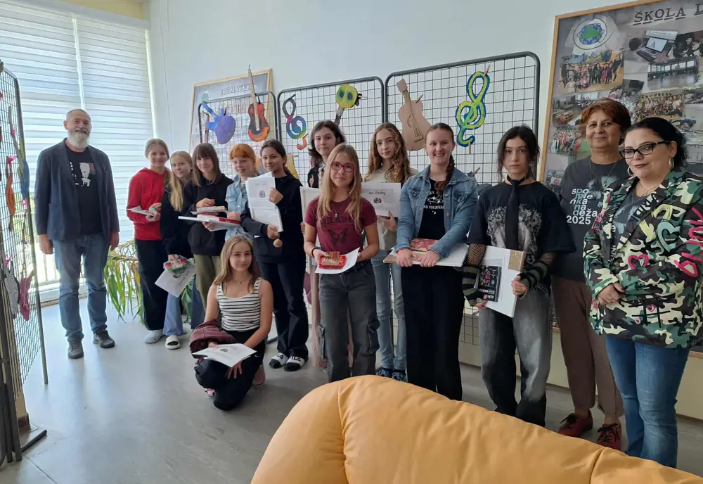 Gitarový les rastie ďalej