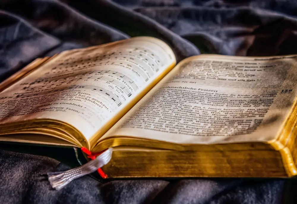  Vo víre duchovna a náboženstiev