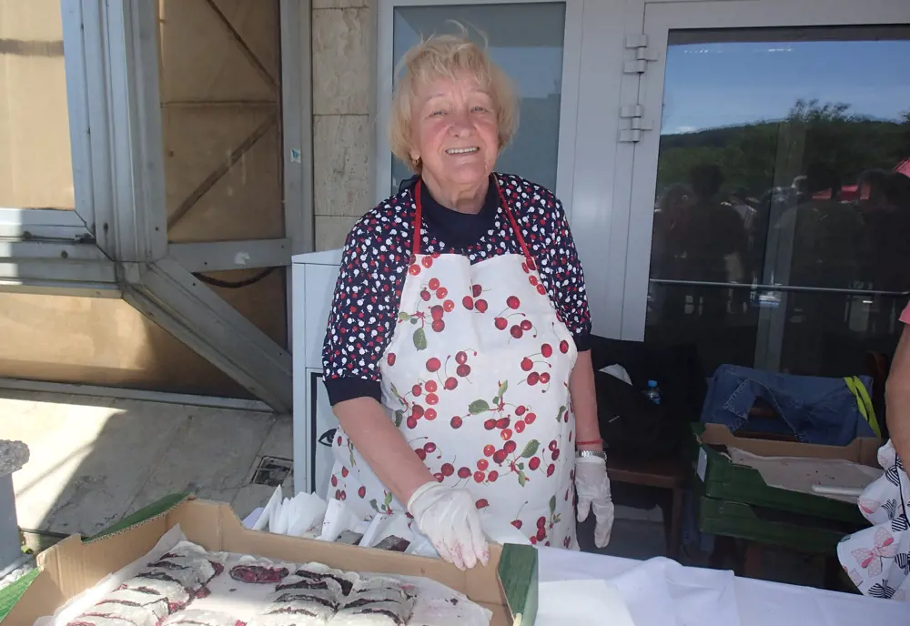 Seniori denného centra 3 ďakujú