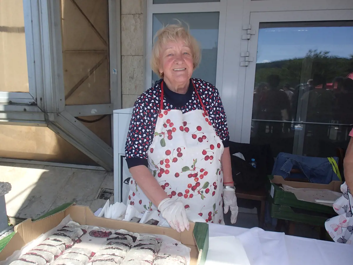 Seniori denného centra 3 ďakujú