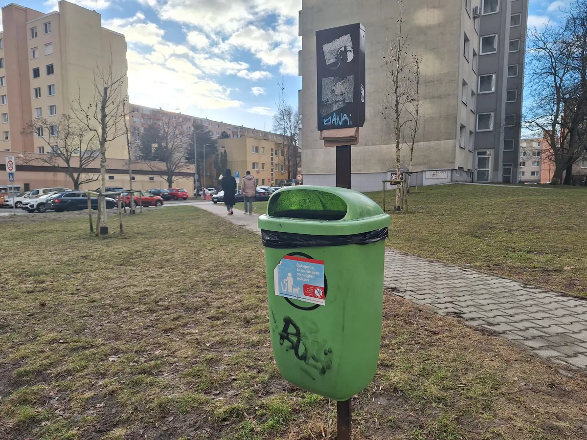  Skúška iných vreciek na exkrementy