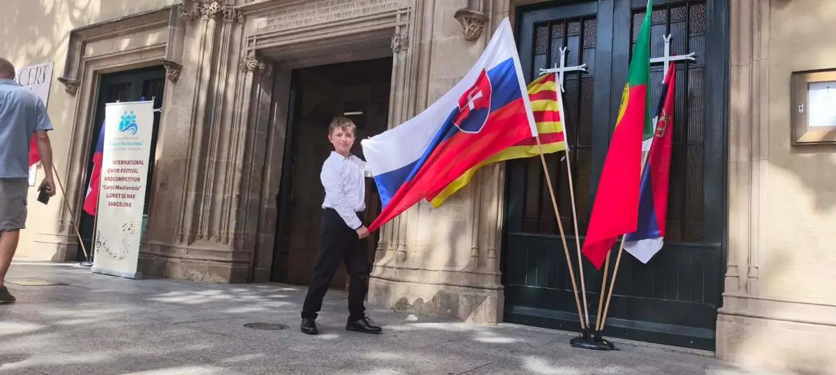 Úspech zo Španielska: Žiak ZŠ Pri kríži zažiaril na medzinárodnom festivale