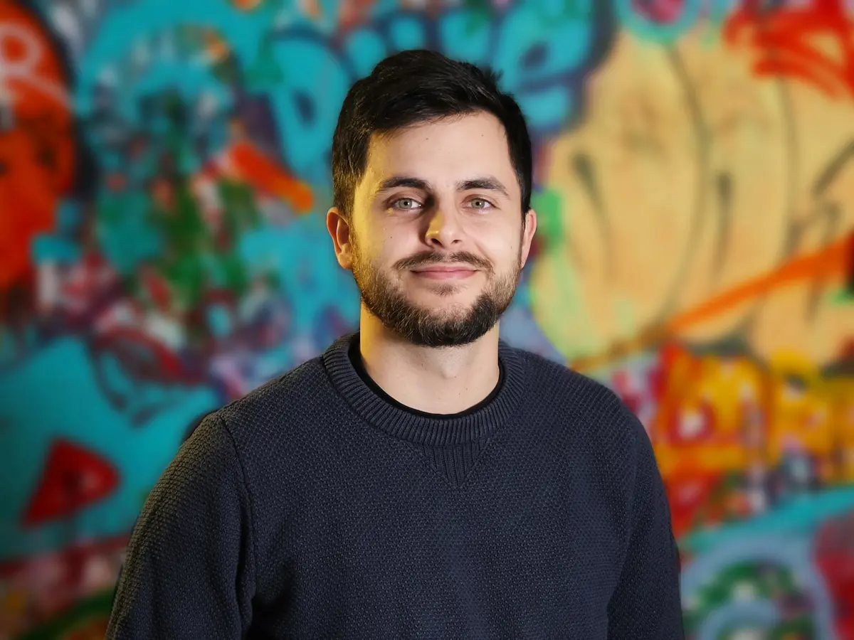 Tag na novej fasáde neohúri skoro nikoho