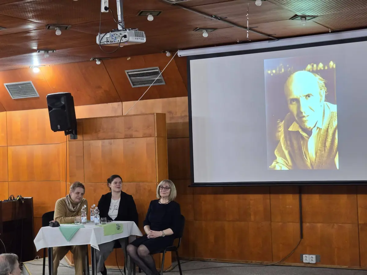 Kráľ rozprávačov medzi nami