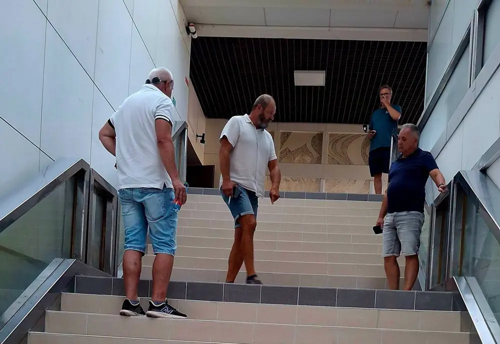 Počas prázdnin sa v školách pracuje