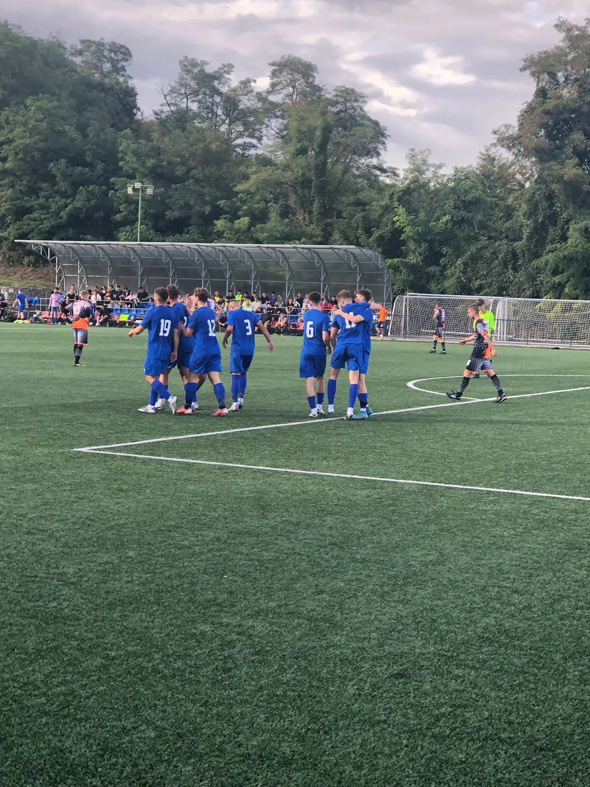 Seniorský futbal jednoducho chýbal