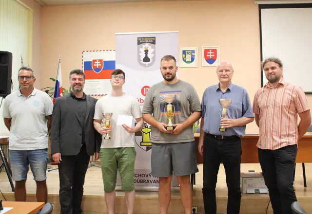 Prázdniny ukončil šach